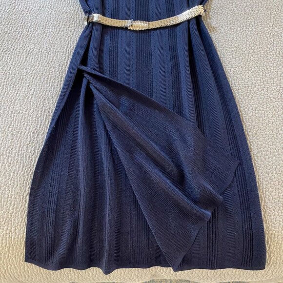 Carlisle New York - Soft Sleeveless Knit Dress with Slit - Picture 7 of 13